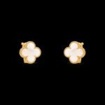 Vintage Alhambra Earrings - 18K Yellow Gold and White Mother-of-Pearl - Image 3