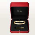 LOVE Bracelet, classic model, single-screw closure, yellow gold - Image 2