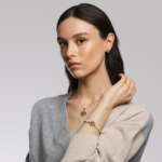 OPERA TULLE STONE Yellow Gold Mother-of-Pearl Buccellati,Bracelet... - Image 4