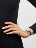 Perlée Clovers Ring, Medium Model - 18K Rose Gold and Diamonds - Image 3