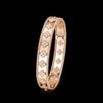 Perlée Clovers Van Cleef & Arpels (VCA),Bracelet, Medium Model - 18K Rose Gold and Diamonds - Image 5