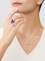 Two Butterfly Pendant - 18K Yellow Gold, Rhodium-Plated 18K White Gold and Diamonds - Image 6
