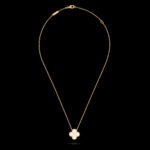 Vintage Alhambra Pendant - 18K Yellow Gold and White Mother-of-Pearl - Image 3