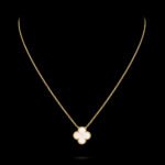 Vintage Alhambra Pendant - 18K Yellow Gold and White Mother-of-Pearl - Image 6
