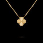 Vintage Alhambra Pendant - Guilloch 18K Yellow Gold