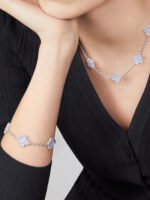 Vintage Alhambra Van Cleef & Arpels (VCA),Bracelet, 5 Motifs - Rhodium-Plated 18K White Gold and Chalcedony - Image 2