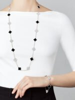 Vintage Alhambra Van Cleef & Arpels (VCA),Bracelet, 5 Motifs - Rhodium-Plated 18K White Gold, Onyx and Diamonds - Image 4