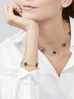 Vintage Alhambra Van Cleef & Arpels (VCA),Bracelet, 5 Motifs - 18K Yellow Gold and Malachite - Image 2